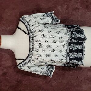 Flying Tomato Cold Shoulder Cropped Shirt